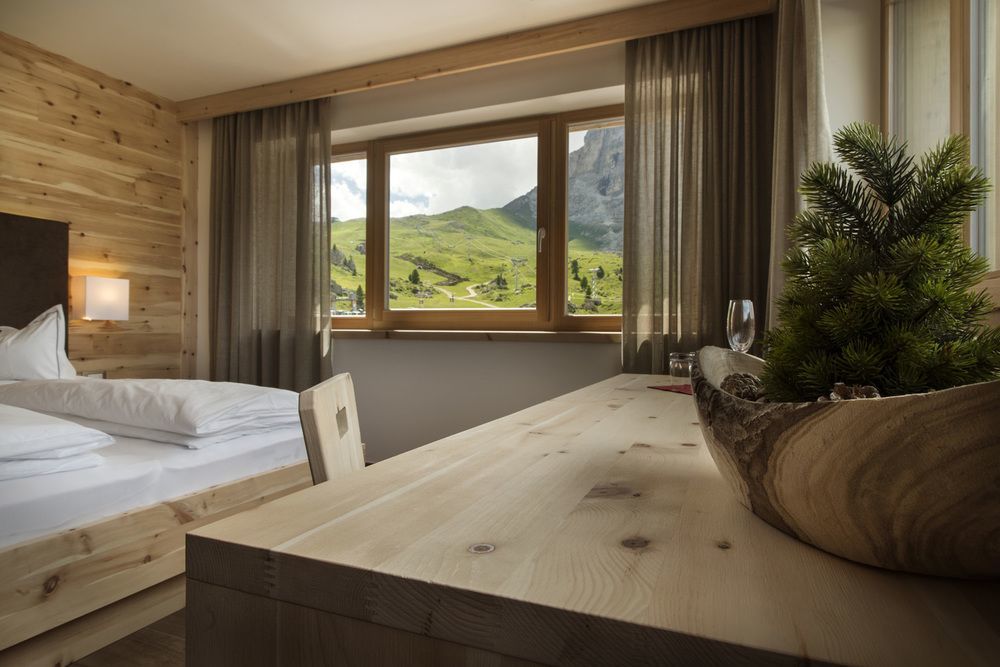 Passo Sella Dolomiti Mountain Resort Selva di Val Gardena Exterior foto